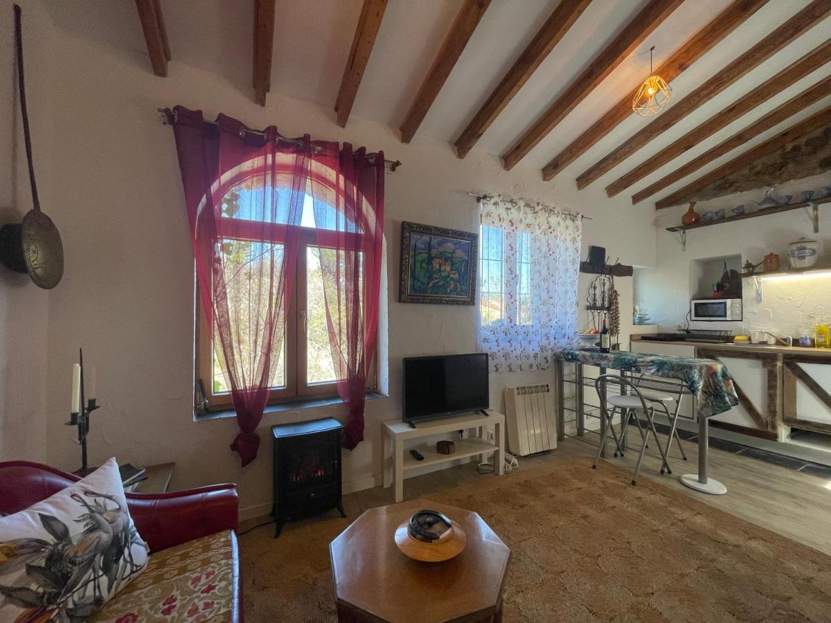 Casa Fidelina II Miraflores De La Sierra Eksteriør bilde